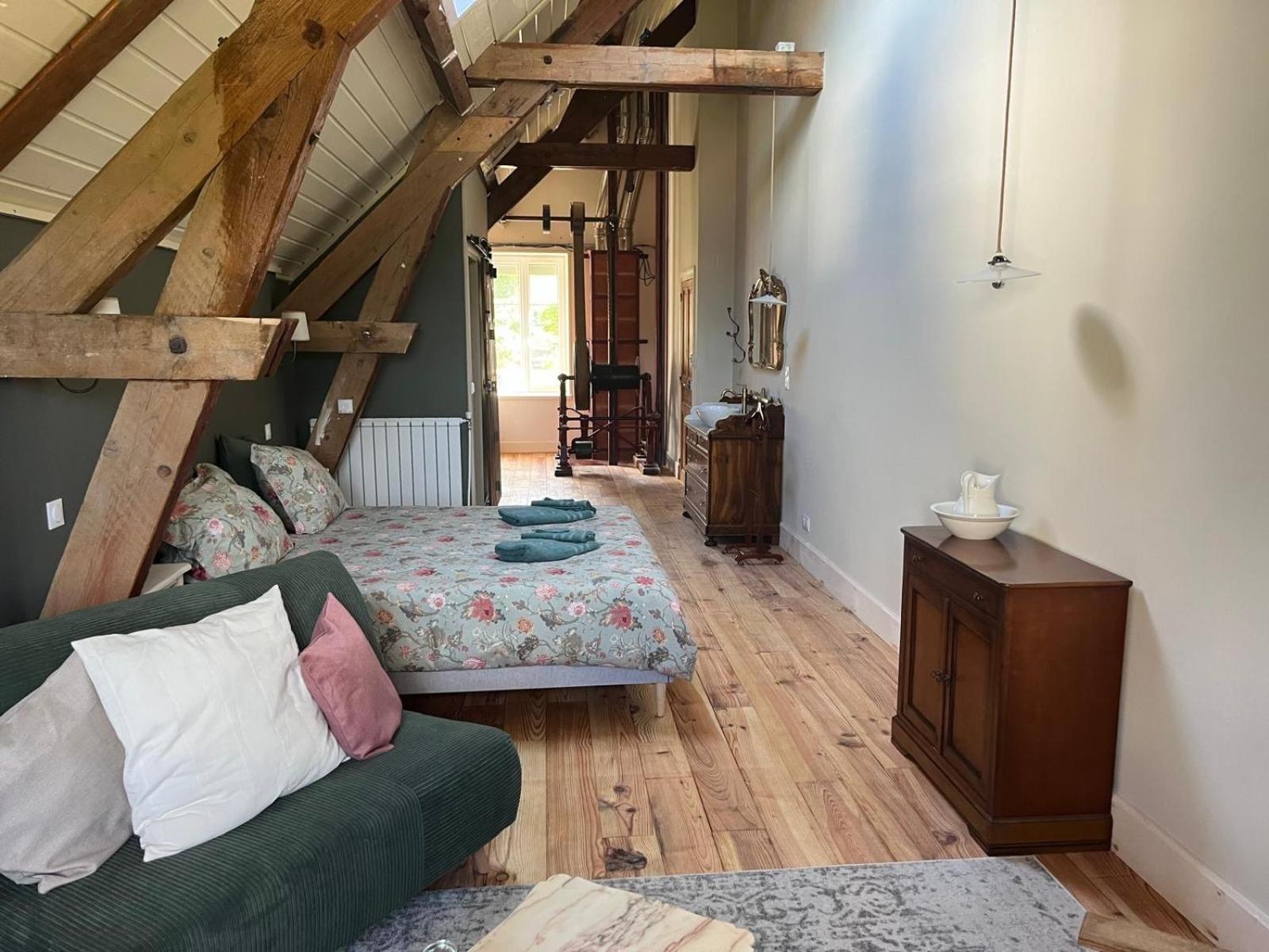 Moulin De Maupoy Bed & Breakfast Saint-Symphorien-de-Marmagne Exterior photo
