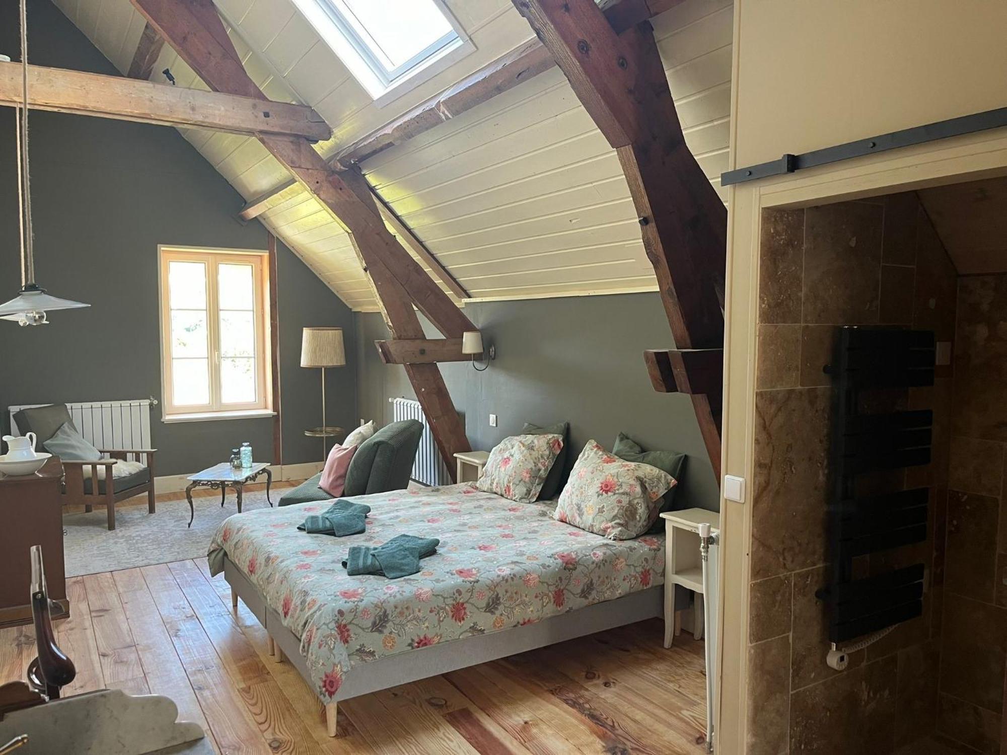 Moulin De Maupoy Bed & Breakfast Saint-Symphorien-de-Marmagne Exterior photo
